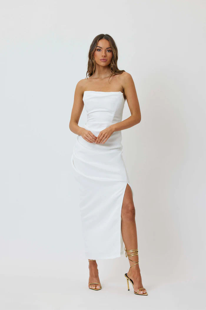 Bianca & Bridgett Evelyn Dress - White Tiered unclassified dresses
